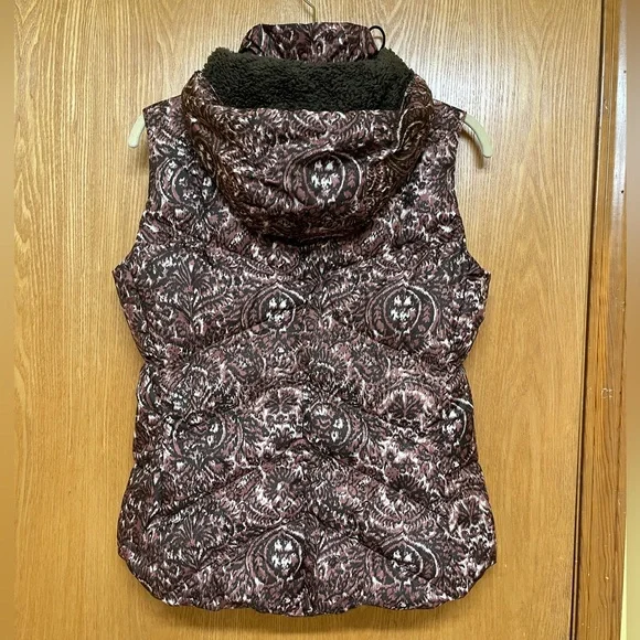 Patagonia Brown Paisley Hooded Down Puffer Vest Zip Up Women’s Size Medium - Picture 4 of 11